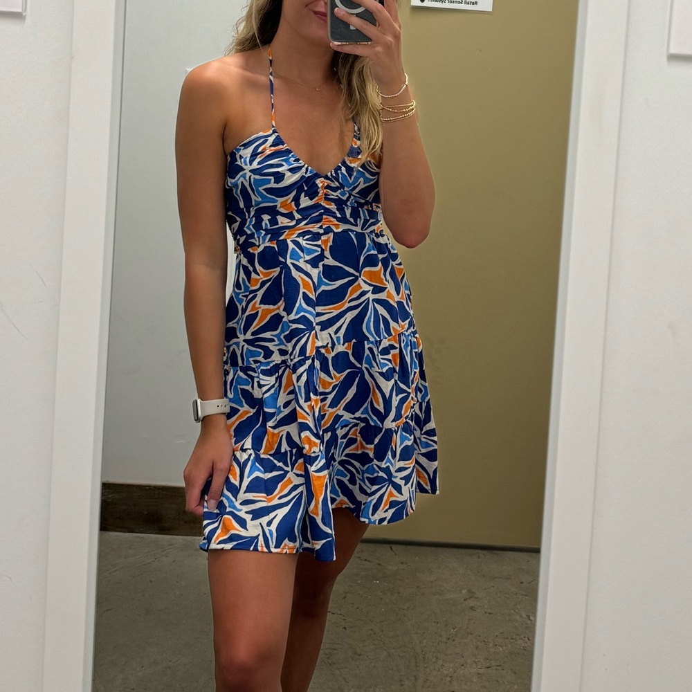 Dress - Picture 2 of 7